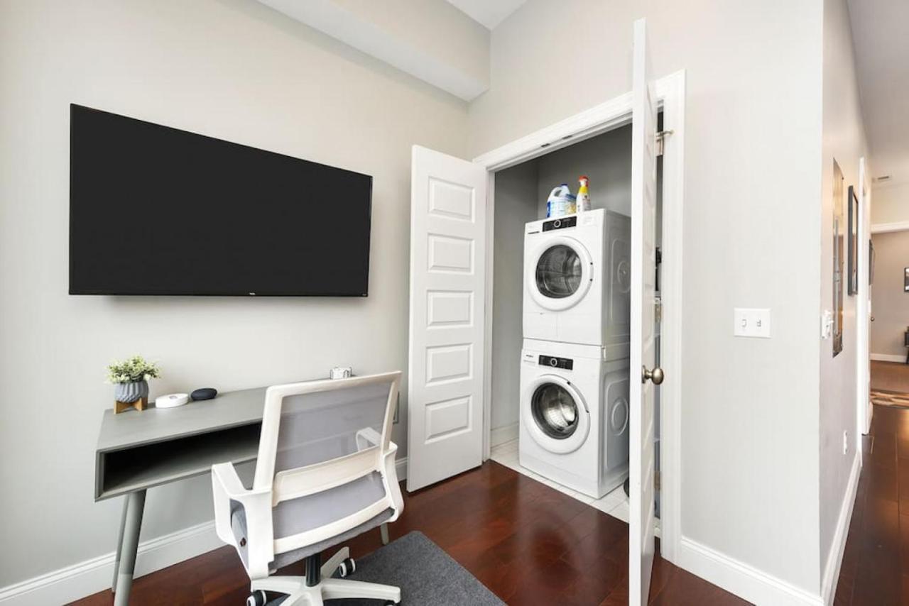 Appartamento Hostwise - The Washington At Chatham - Free Parking, Private Gym, Skyline Views!